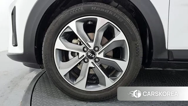 Kia Stonic id 2986921 из Кореи 15