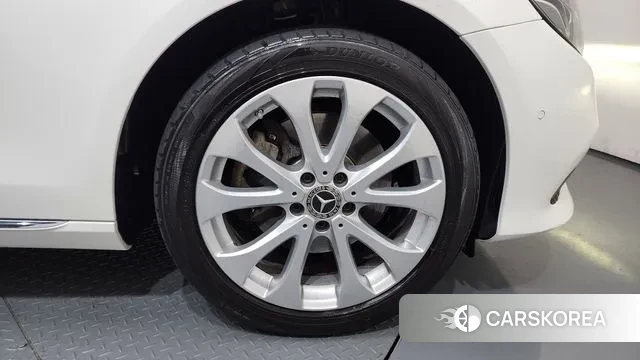 Mercedes-Benz E-Class W213 id 3692372 из Кореи 15