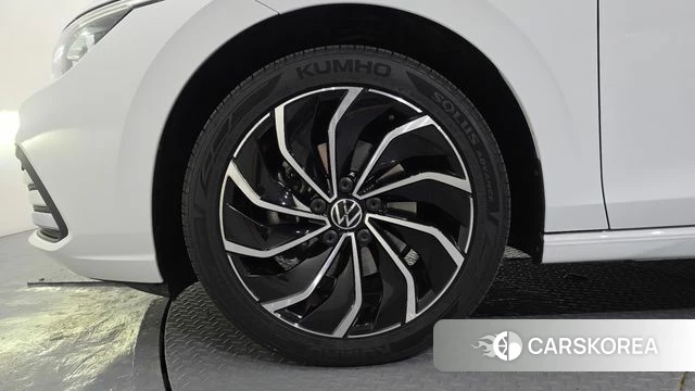 Volkswagen Golf 8th Generation id 3964143 из Кореи 15