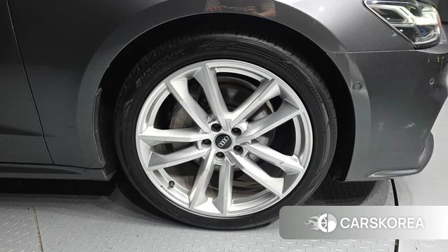 Audi A7 (4K) id 4376385 из Кореи 29