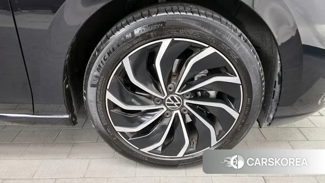 Volkswagen Golf 8th Generation id 3550107 из Кореи 15