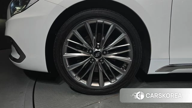 Hyundai Grandeur IG id 3801691 из Кореи 15