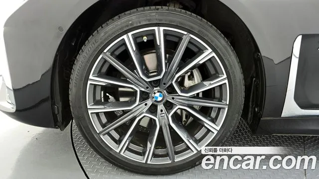 BMW 7 Series (G11) id 2838946 из Кореи 15