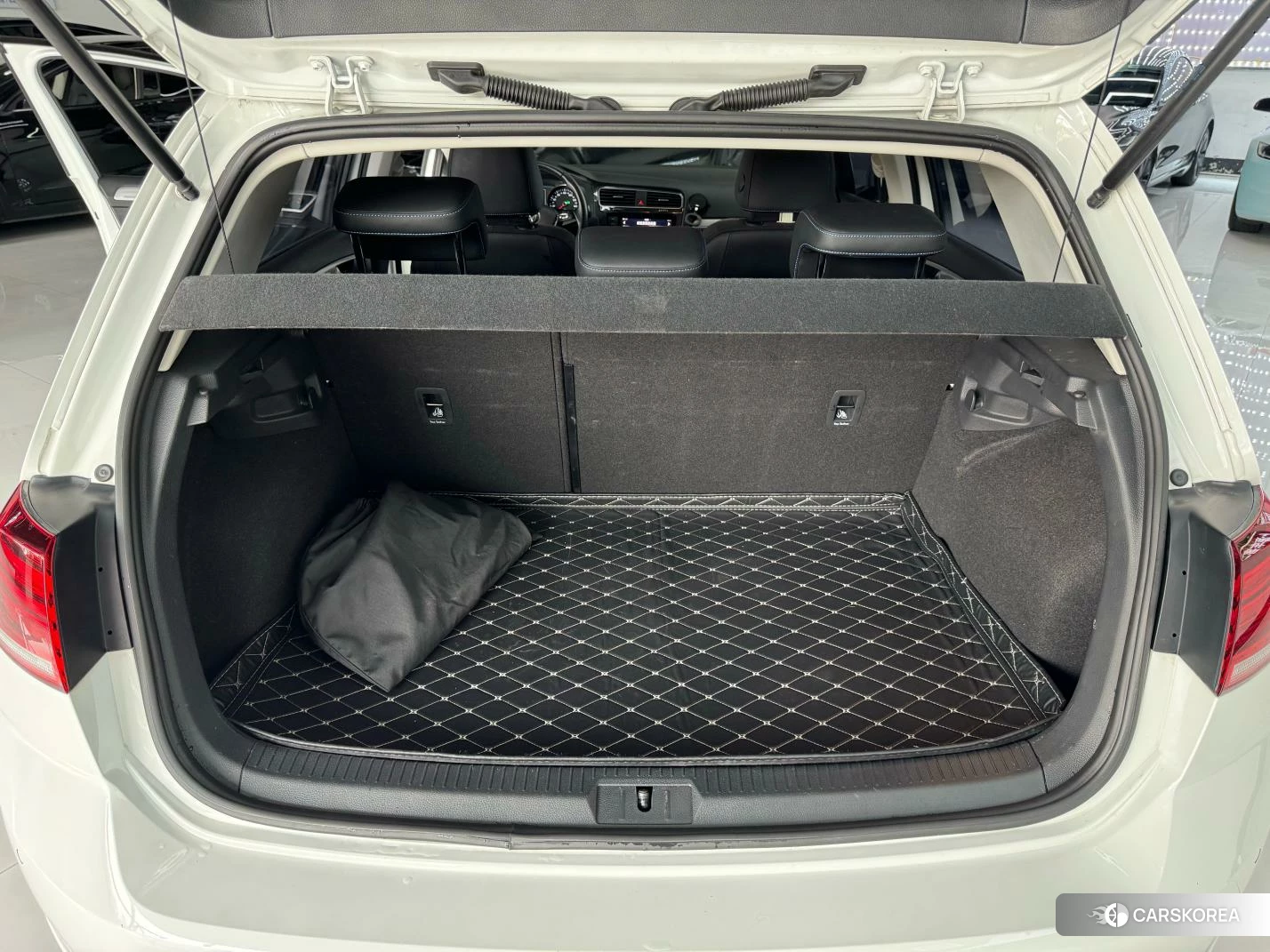 Volkswagen Golf id 4512471 из Китая 10
