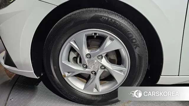 Hyundai Avante (CN7) id 3290967 из Кореи 15