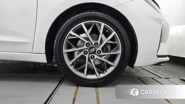 Hyundai The New Avante AD id 3004737 из Кореи 15