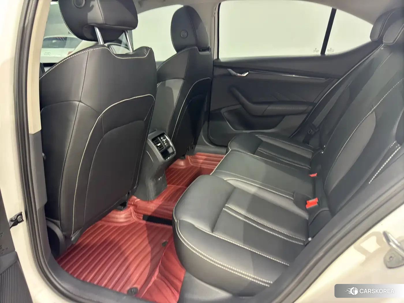 Skoda Octavia id 4583754 из Китая 14