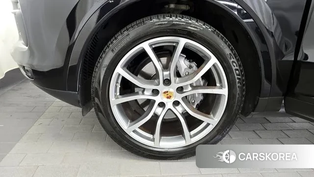 Porsche Cayenne (PO536) id 2995457 из Кореи 15