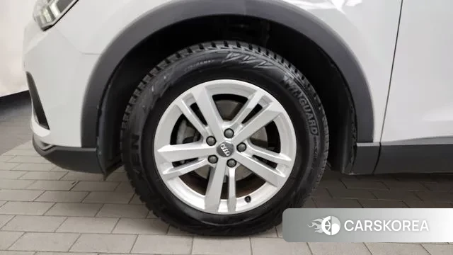 Audi Q3 (F3) id 3296912 из Кореи 15