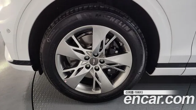 Genesis GV70 id 2686100 из Кореи 15