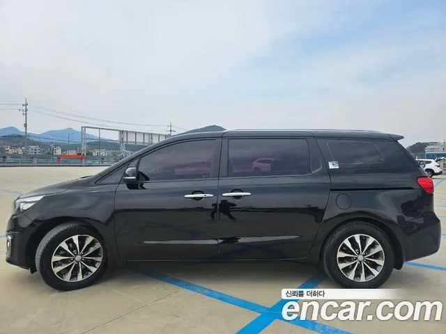 Kia All New Carnival id 2609702 из Кореи 15