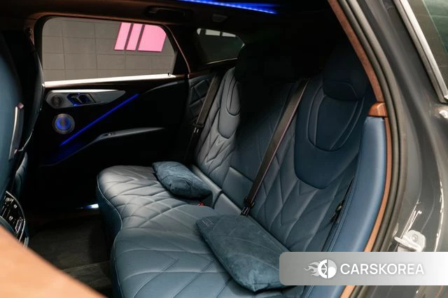 BMW XM (G09) 2024 Серый из Кореи, фото 5