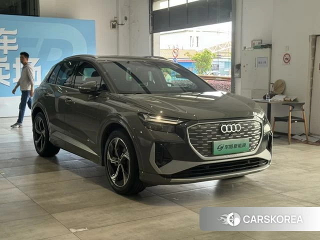 Audi Q4 e-tron 2024 Темно-серый из Китая, фото 5