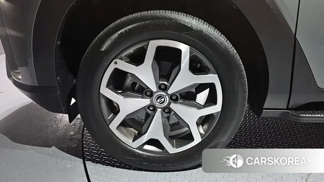 Ssangyong Torres id 3615340 из Кореи 15