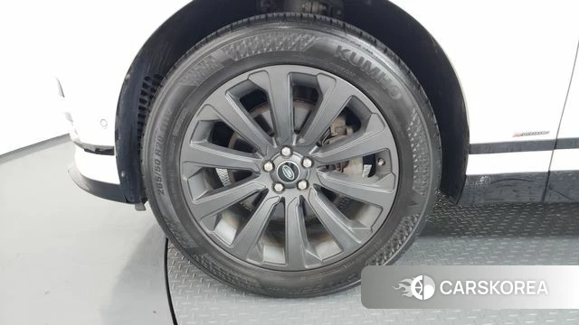 Land Rover Range Rover Velar id 4536750 из Кореи 35