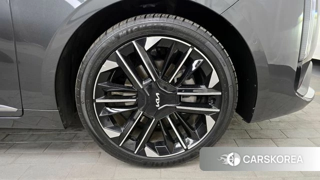 Kia The New K8 Hybrid id 3811027 из Кореи 15