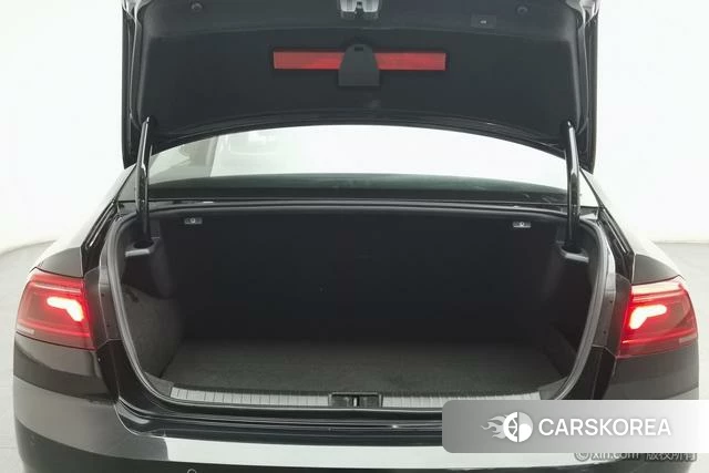 Volkswagen Magotan PHEV id 4271064 из Китая 19
