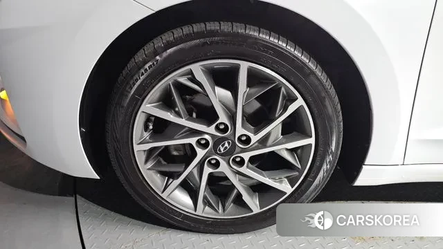 Hyundai The New Avante AD id 3607817 из Кореи 15