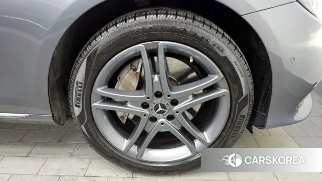 Mercedes-Benz E-Class W213 id 3666880 из Кореи 15