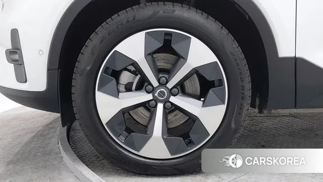 Volvo XC40 id 3740389 из Кореи 15