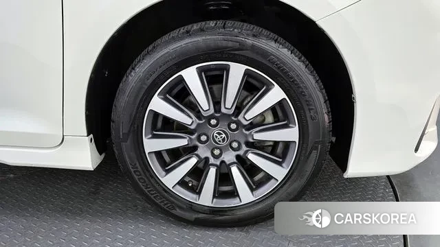 Toyota Sienna id 3622433 из Кореи 15