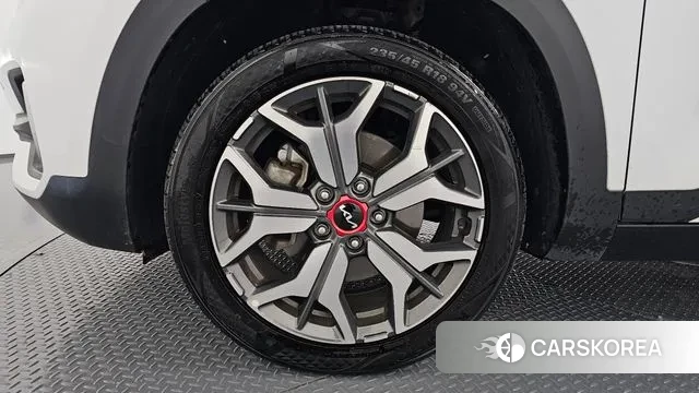 Kia Seltos id 3416631 из Кореи 15