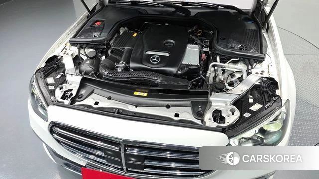 Mercedes-Benz E-Class W213 id 4671532 из Кореи 29