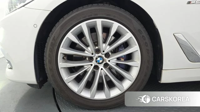 BMW 5 Series (G30) id 4530818 из Кореи 15