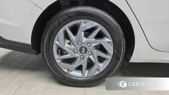 Hyundai The New Avante Hybrid (CN7) id 4427854 из Кореи 25