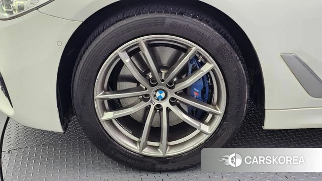 BMW 5 Series (G30) id 4746968 из Кореи 15
