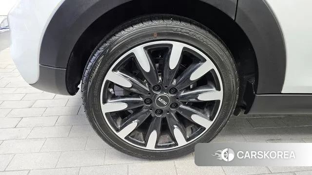 Mini Cooper S id 3479227 из Кореи 15