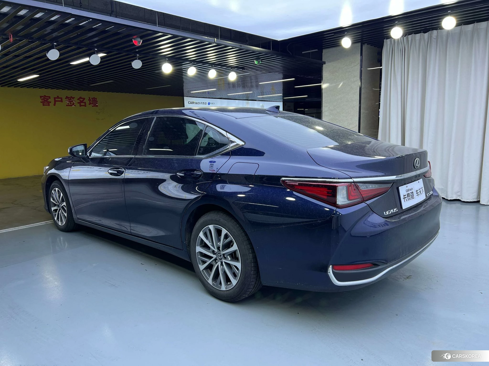 Lexus ES id 4505012 из Китая 12