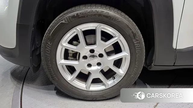 Jeep Renegade id 3760030 из Кореи 15