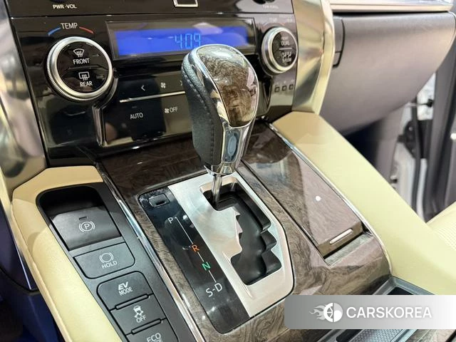Toyota Elfa id 4276501 из Китая 34