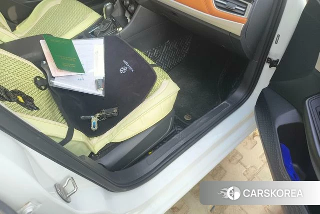 Volkswagen Bora id 4271354 из Китая 12