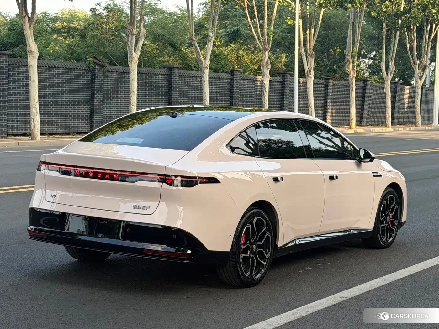 Nissan N7 2025 Белый из Китая, фото 5