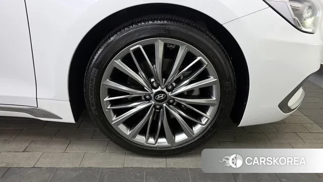 Hyundai Grandeur IG id 3692578 из Кореи 15
