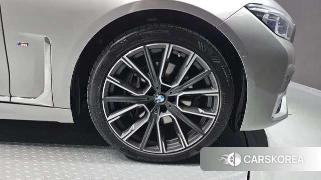 BMW 7 Series (G11) id 3464100 из Кореи 15