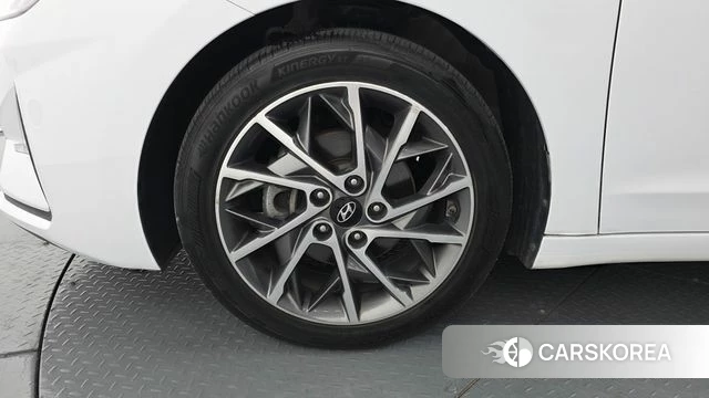 Hyundai The New Avante AD id 3828545 из Кореи 15