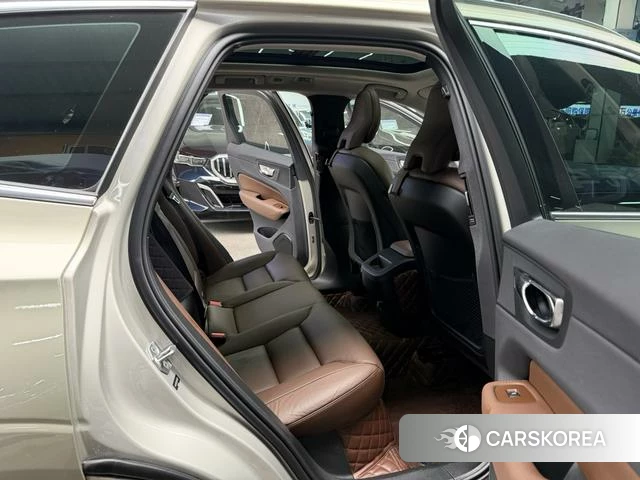 Volvo XC60 id 4235015 из Китая 18