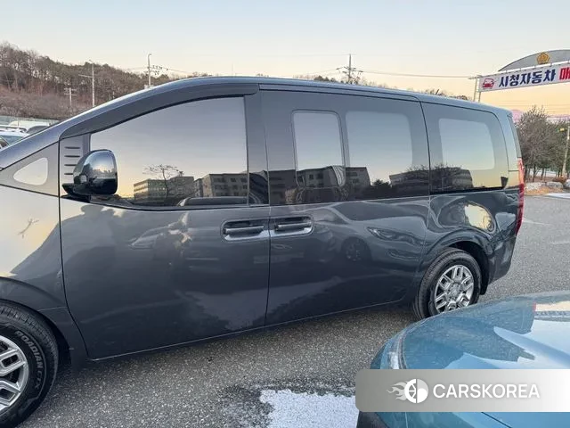 Hyundai Staria id 3577548 из Кореи 15