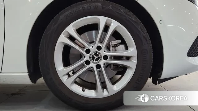 Mercedes-Benz A-Class W177 id 3021634 из Кореи 15