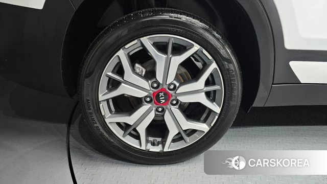 Kia Seltos id 4310372 из Кореи 15