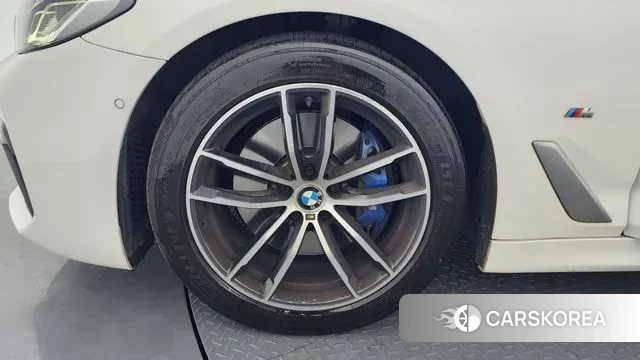 BMW 5 Series (G30) id 3685780 из Кореи 15