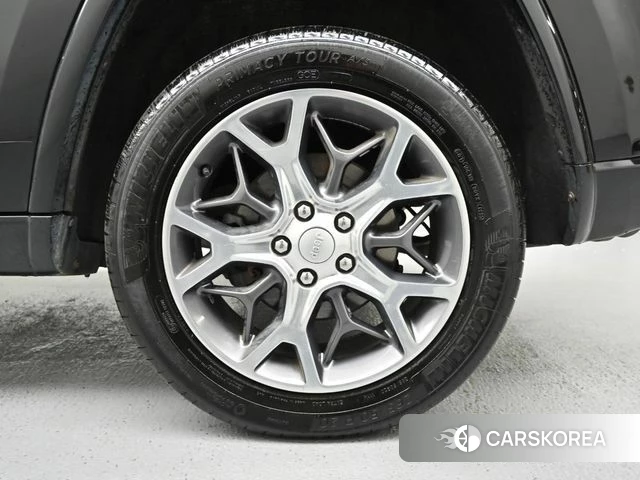 Jeep Grand Cherokee id 4304308 из Кореи 15