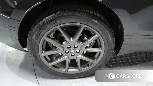 Land Rover Range Rover Velar id 3433218 из Кореи 15