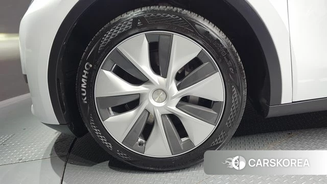 Tesla Model Y id 4499836 из Кореи 26