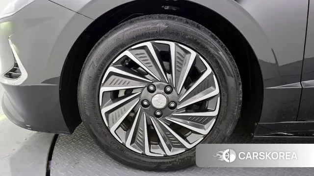 Hyundai Sonata Hybrid (DN8) id 3499428 из Кореи 15