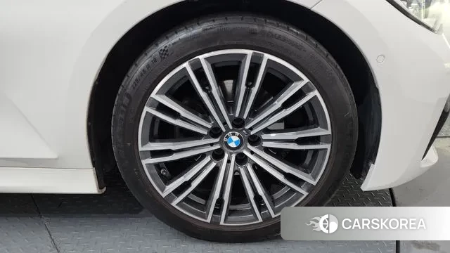 BMW 3 Series (G20) id 3459347 из Кореи 15