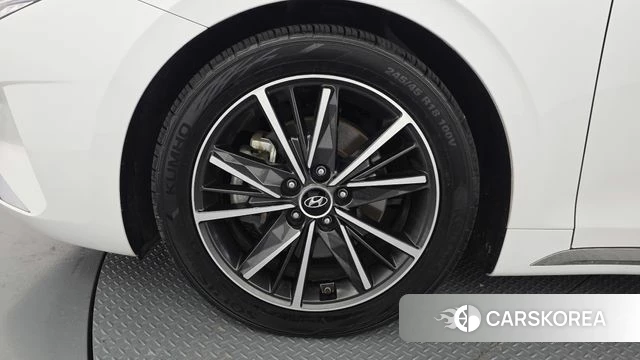 Hyundai The New Grandeur IG id 4409762 из Кореи 28